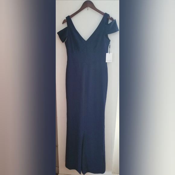 NWT Double V Off-Shoulder Navy Calvin Klein Formal Event Gown - Picture 4 of 14